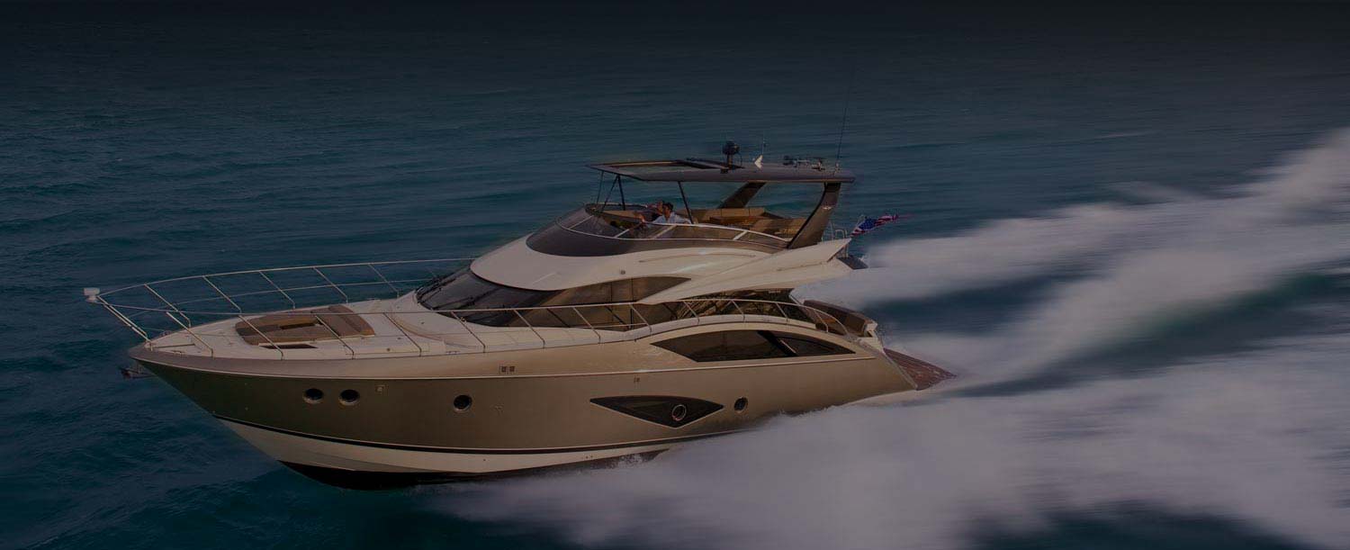 Kahlenberg marine signaling yacht at sea